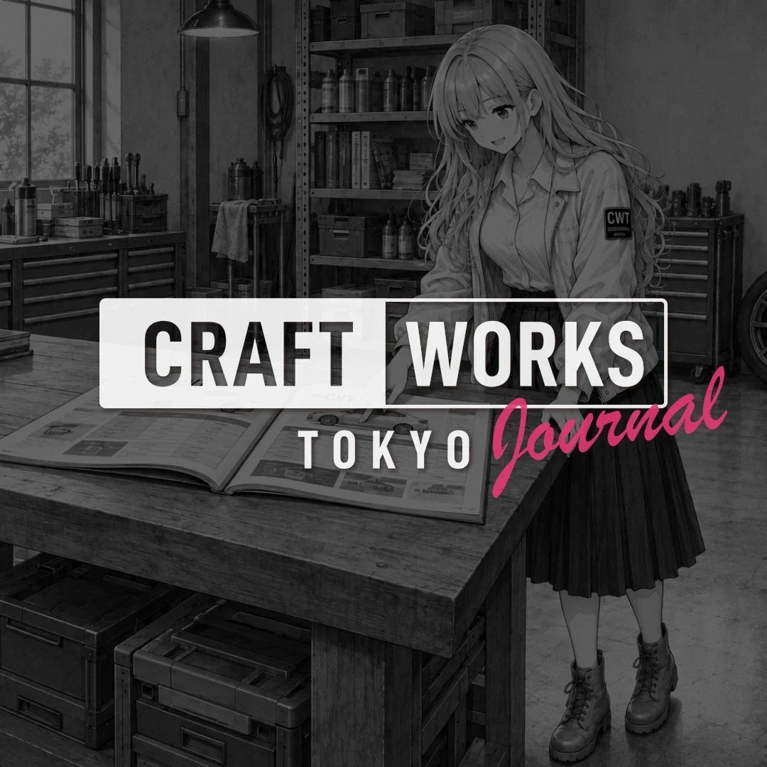 CVTと電気式CVTのカタログを見比べるCWTGirlと正規JOURNALロゴのサムネイル