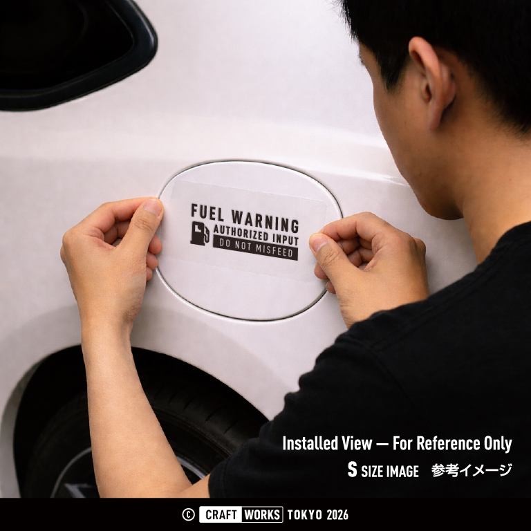 CRAFT WORKS TOKYO_FUEL WARNING 黒 BK ボディに貼り付けた画像