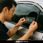 MODE DRIFT BREAK TRACTION 白をウィンドウに貼り付けるイメージ